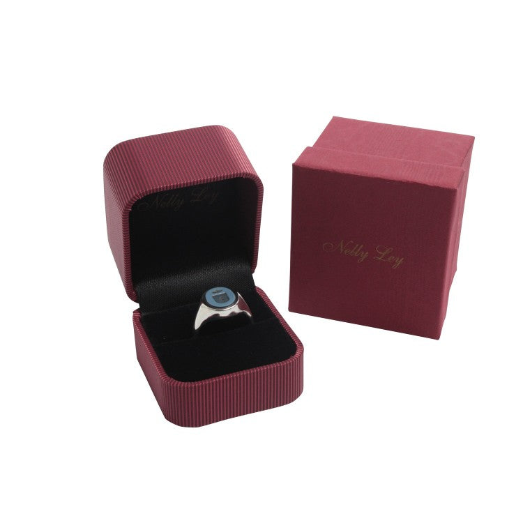 Hand engraved sardonyx stone signet ring