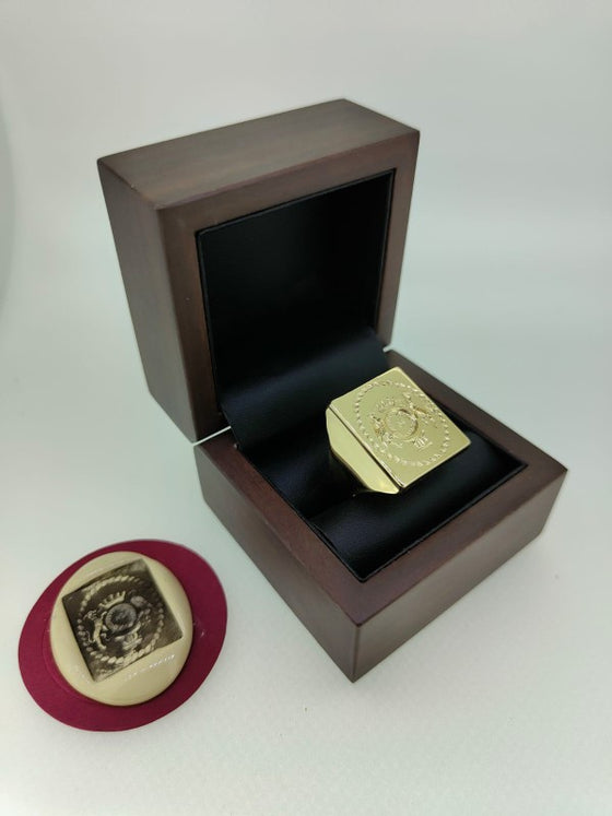 Bespoke signet ring