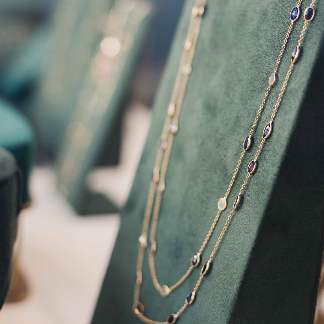 18ct Gold Sapphire & Sliced Diamond Necklace