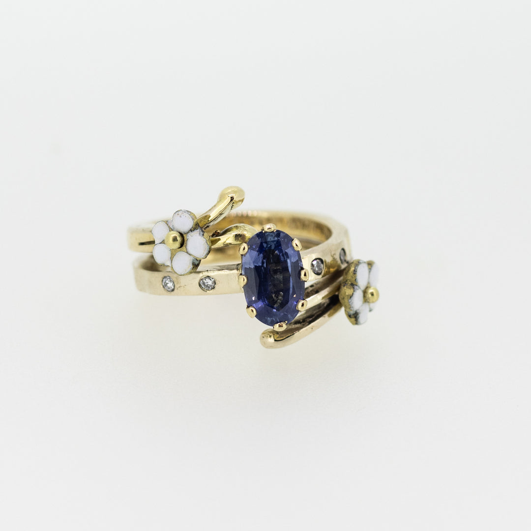 Sapphire Ring with Daisys