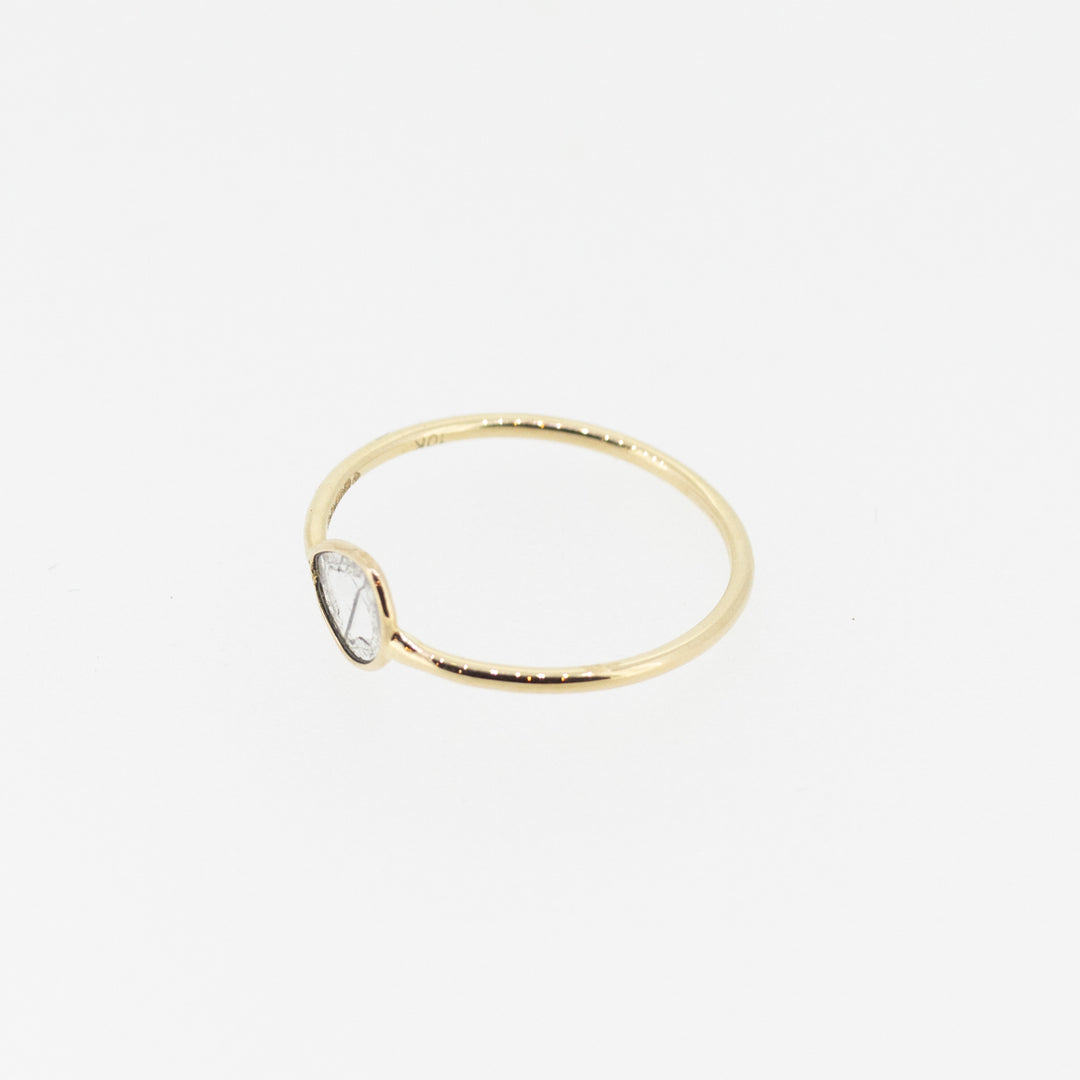 9ct Gold Single Sliced Diamond Ring