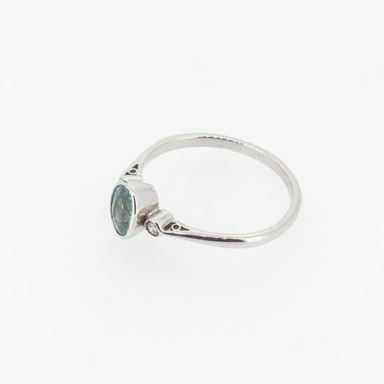 9ct White Gold Ring with Turquoise Tourmaline & Diamonds