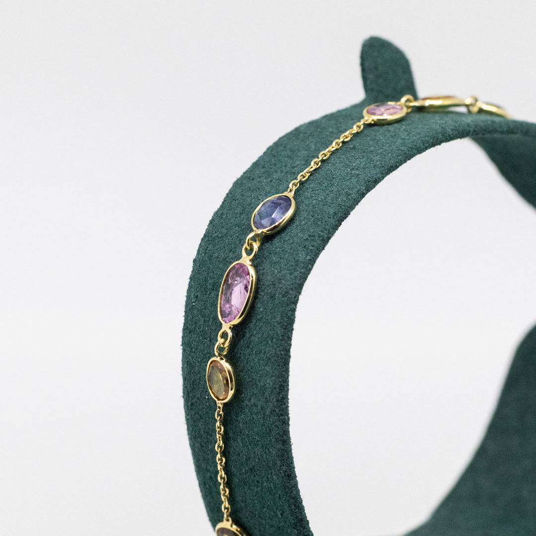 18ct Gold Rainbow-Sapphire Bracelet
