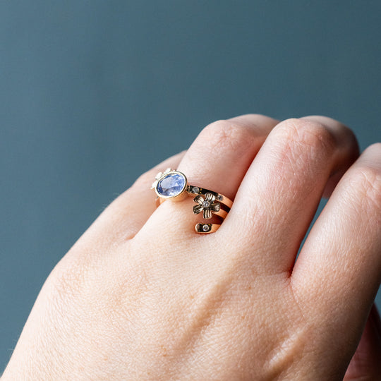 9ct Gold Blue Sapphire & Diamond Blue Ring