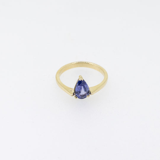 9ct Gold Sri Lankan Blue Sapphire Ring