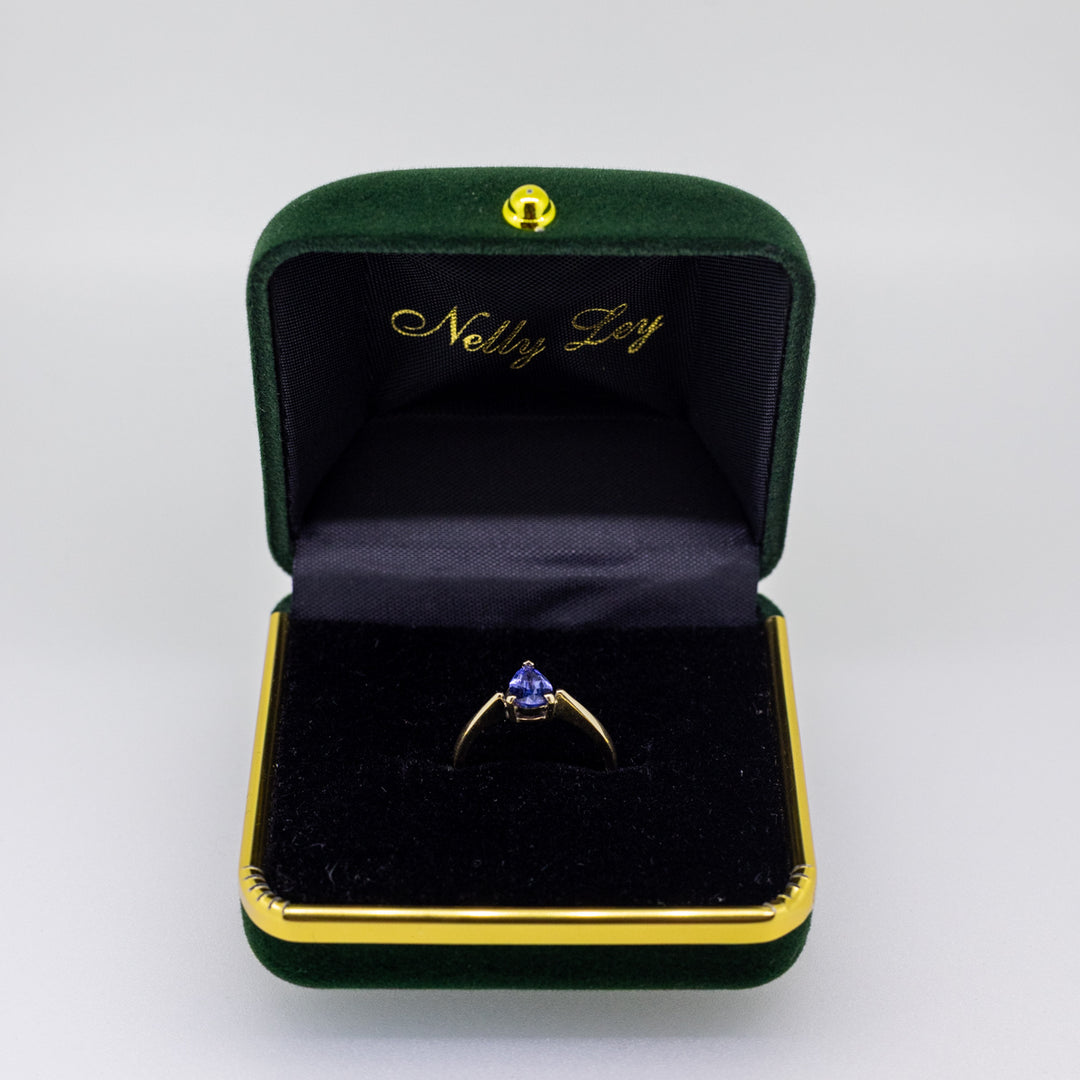 9ct Gold Sri Lankan Blue Sapphire Ring