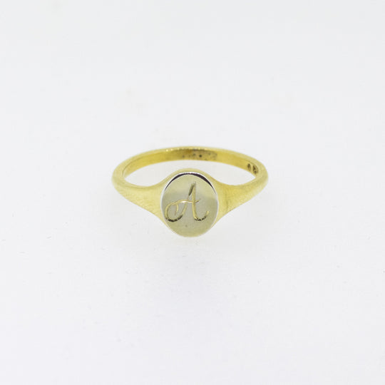 9ct Gold Hand-Engraved Oval Signet Ring