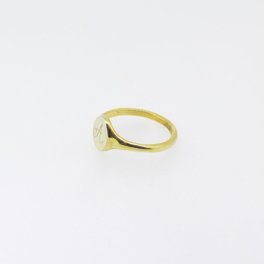 9ct Gold Hand-Engraved Oval Signet Ring