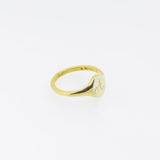 9ct Gold Hand-Engraved Oval Signet Ring
