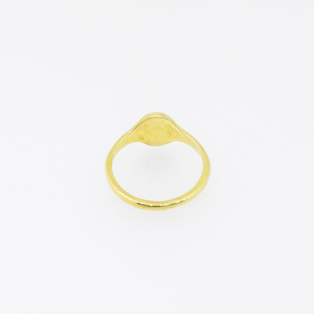 9ct Gold Hand-Engraved Oval Signet Ring