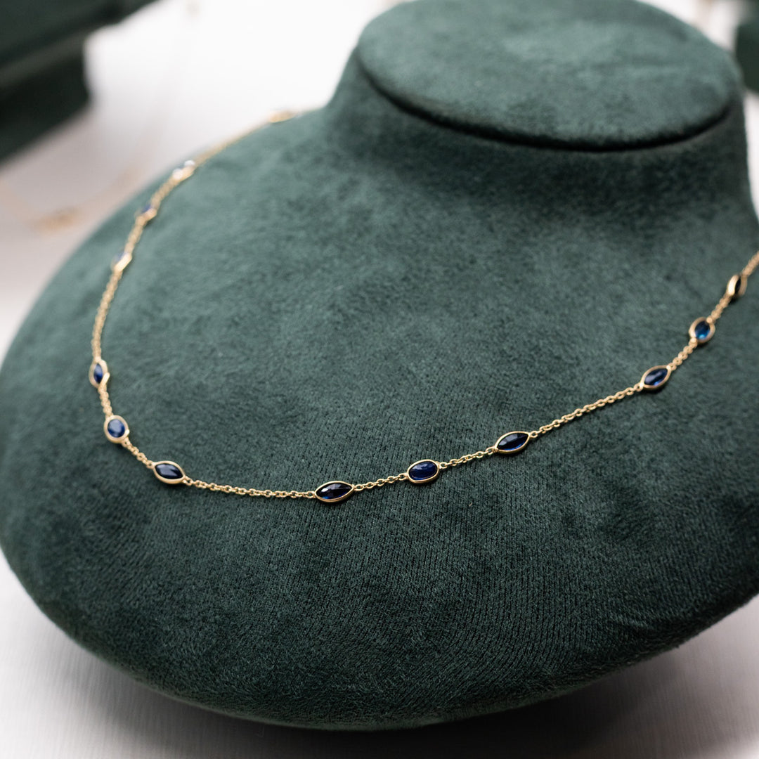 18ct Gold Sapphire Necklace