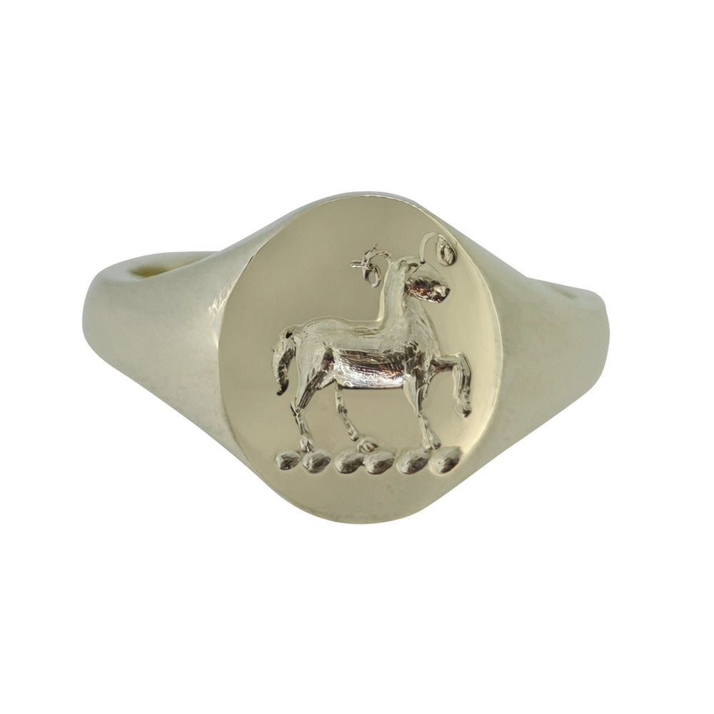 9ct White Gold Family Crest Seal Ring – Hand Engraved Signet Ring