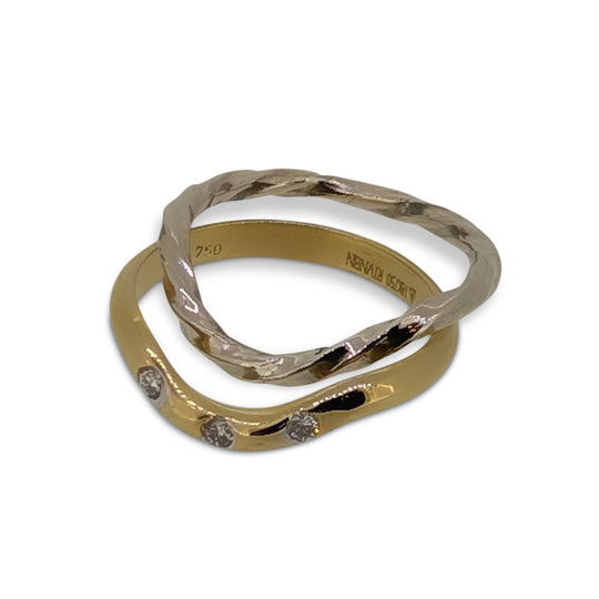 9ct White Gold Twisted Wedding Ring – Curved Band to Fit Engagement Ring
