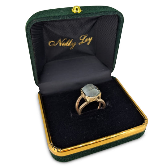 Contemporary 9ct Yellow Gold Aquamarine Ring – Light Blue Stone