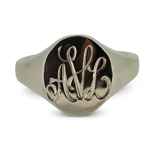 Personalised 9ct White Gold Signet Ring – Hand-Engraved Oval Monogram