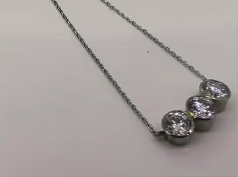 18ct White Gold Diamond Trilogy Necklace