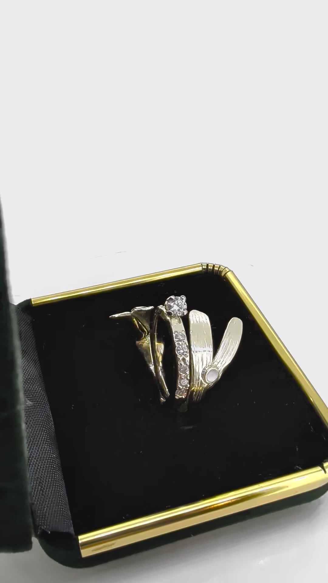 Bespoke Mistletoe Diamond Ring with Brilliant-Cut Diamonds